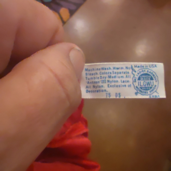 Women's Maidenform Red Nylon Half Slip Lace Lacey Lacy Size Medium Romantic Sexy - Picture 5 of 5